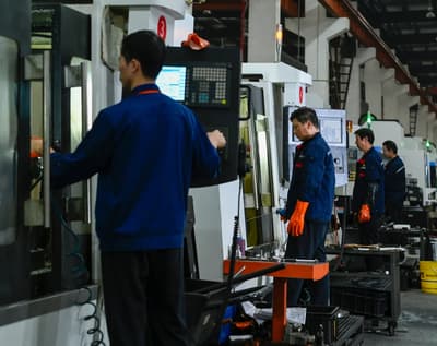 Hundreds of machines are operating at full capacity.