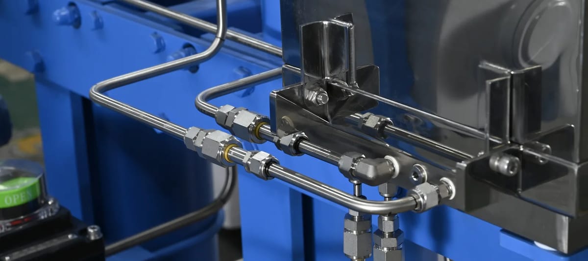 Hydraulic piping layout