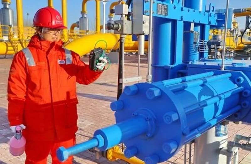 China-Russia Eastern Gas Pipeline & West-to-East Gas Pipeline Line 4